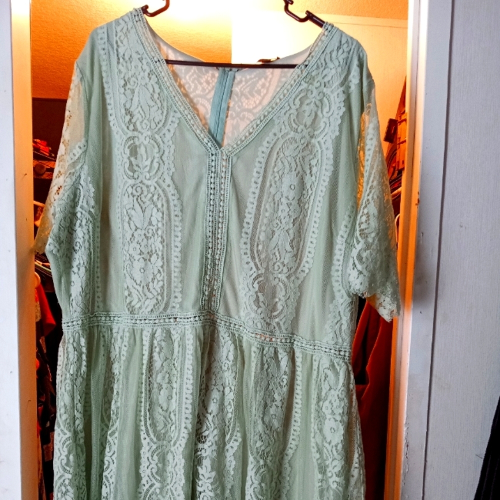Plus size dress
